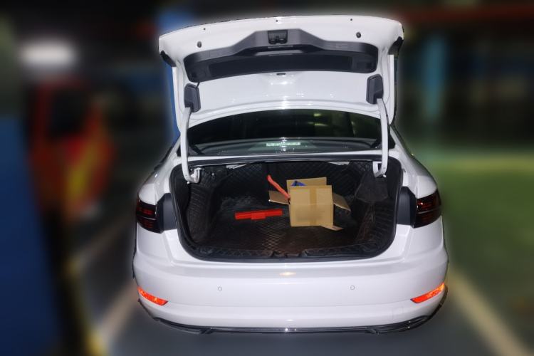 Used Volkswagen Sagitar 2019 280TSI DSG Luxury Model China V Emission Standard