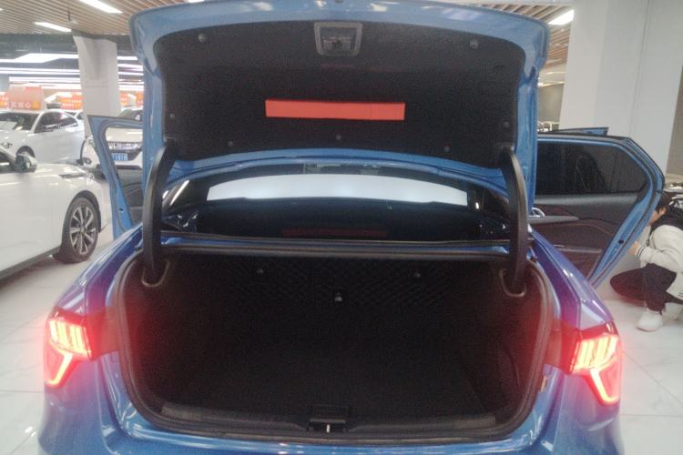 Used Lynk & Co 03 2019 1.5TD DCT JingPro Edition China VI Standard
