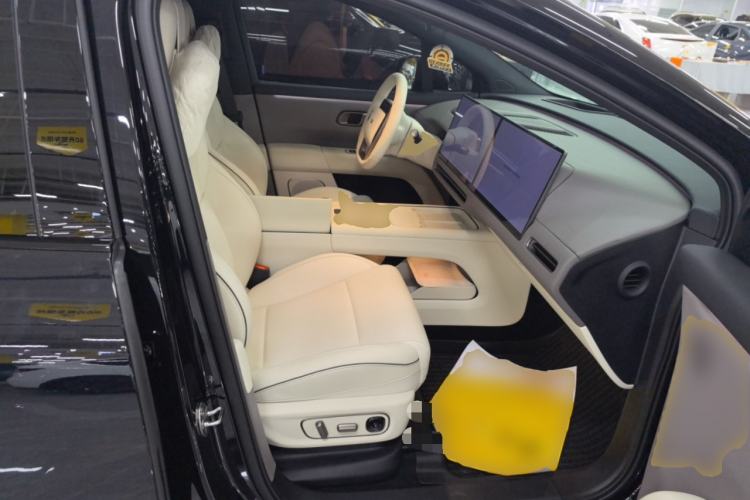 Used Li Auto i6 2025 Model Four-Wheel-Drive Standard Type