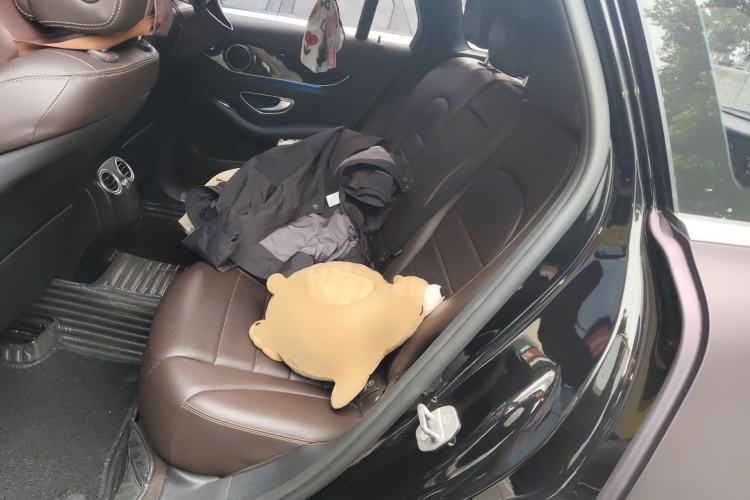 Used Mercedes-Benz GLC 2018 Facelift GLC 260 4MATIC Luxury Edition Left Rear Seat