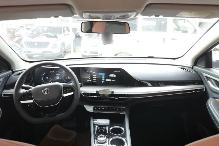 Used CHANGAN Eado 2023 Changan Edition PLUS Blue Whale NE 1.4T GDI DCT Prestige Version
