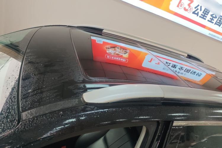 Used GAC Trumpchi GS8 2017 320T Four-Wheel Drive Luxury Smart Connectivity Version (7 Seats) Roof