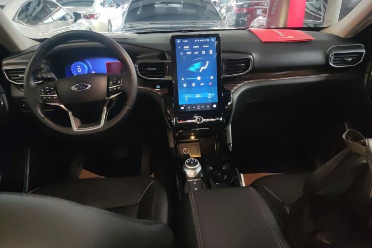 Used Ford Explorer 2020 EcoBoost 285 4x4 Titanium Edition 7-Seater