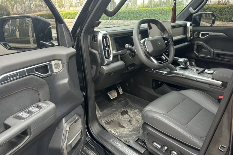 Used JETOUR Traveler 2023 2.0T All-Wheel Drive Conquer PRO