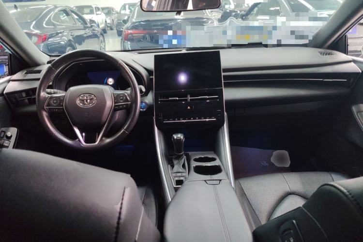 Used Toyota Avalon 2023 Dual-Engine 2.5L Luxury Edition Center Console