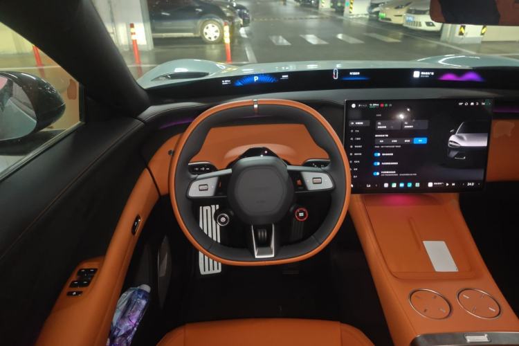 Used Xiaomi Auto YU7 2025 Ultra-Long Range All-Wheel Drive Pro Version
