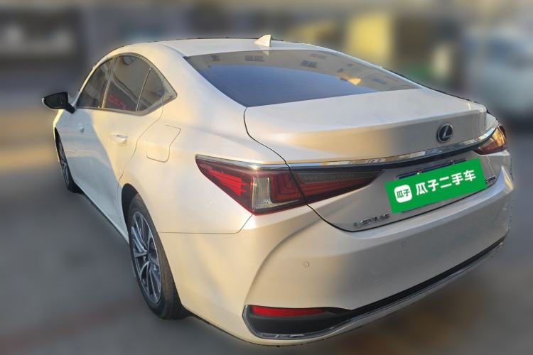 Used Lexus ES 2024 200 Premium Edition
