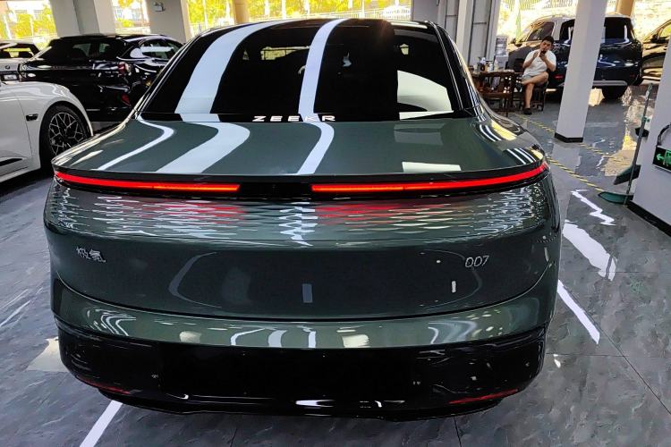 Used Zeekr 007 2025 Long-Range Rear-Wheel-Drive Intelligent Driving Version 100 kWh
