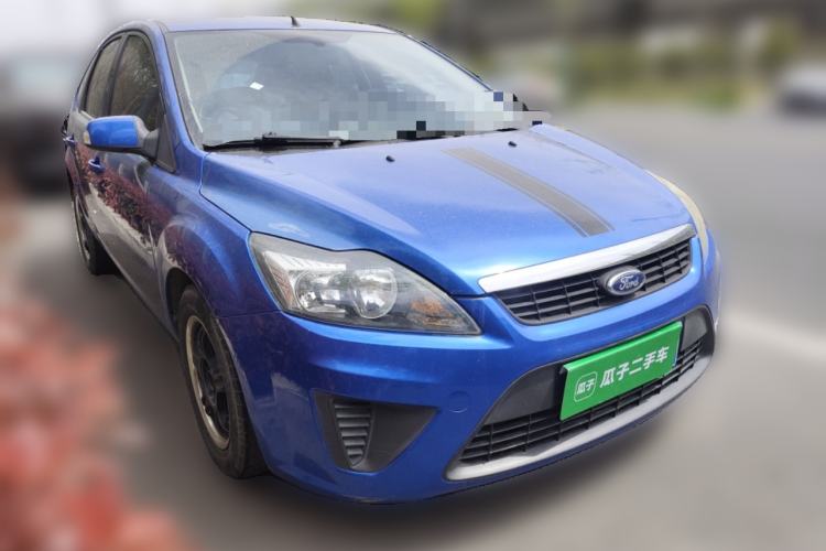 Used Ford Focus 2012 Hatchback Classic 1.8L Manual Base Model Front Right 45 Deg