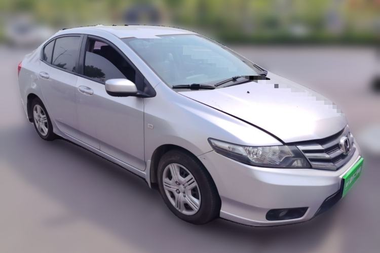 Used Honda City 2015 1.5L Manual Advance Edition Front Right 45 Deg