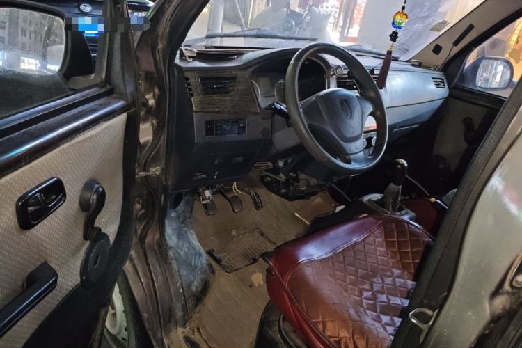 Used Jinbei Hiace X30 2013 1.3L Standard Version
