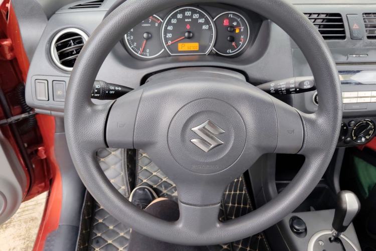 Used Suzuki Swift 2014 1.5L Automatic Fashion Edition
