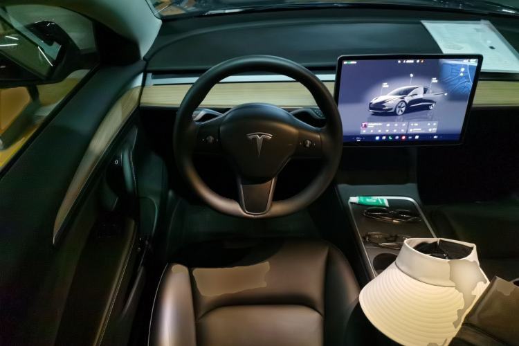 Used Tesla Model 3 2022 Rear-Wheel-Drive Version Steering Wheel