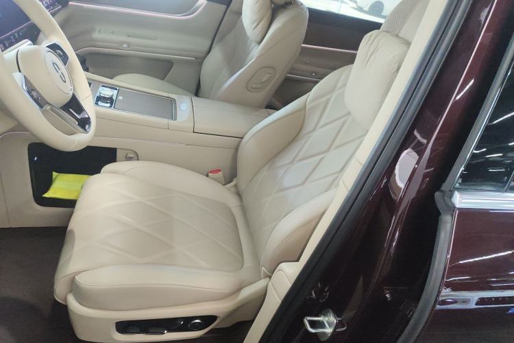 Used Hima AITO M9 2025 Extended-Range Ultra Version 52 kWh 6-Seater Left Front Seat