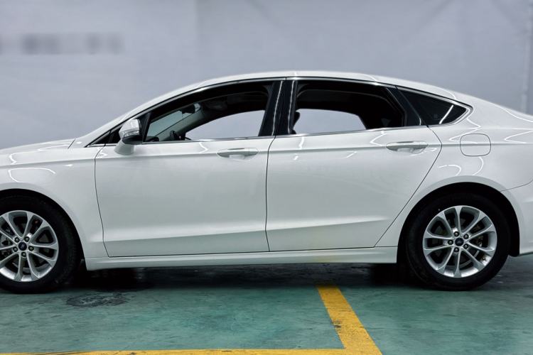 Used Ford Mondeo 2020 EcoBoost 180 Stylish Model Exterior 3