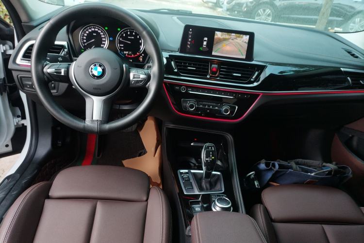 Used BMW 1 Series 2021 120i M Sport Night Edition Center Console