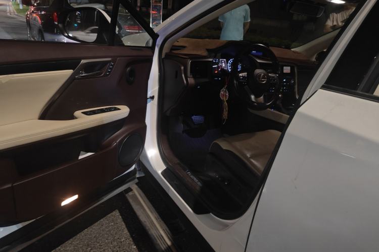 Used Lexus RX 2016 300 Two-Wheel Drive Comfort Edition China V Standard
