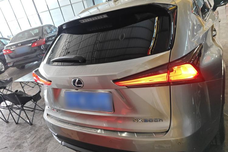 Used Lexus NX 2020 300h Front-Drive FENGSHANG Version China VI Standard
