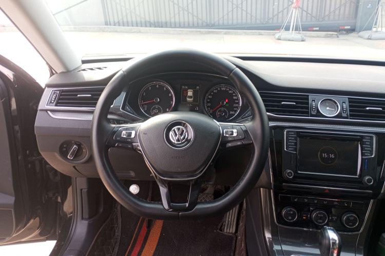 Used Volkswagen Passat 2017 330TSI DSG Prestige Edition
