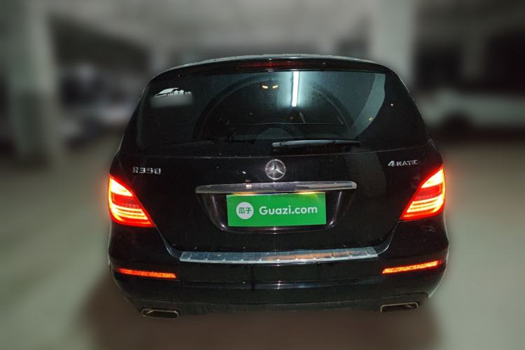 Used Mercedes-Benz R-Class 2017 R 320 4MATIC Business Edition Prestige Model Rear