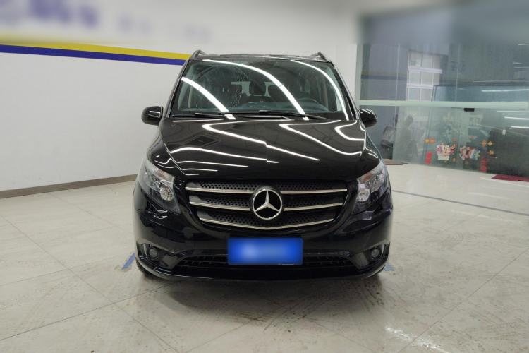 Used Mercedes-Benz Vito 2018 2.0T Elite Version 7 Seats China V Emission Standard