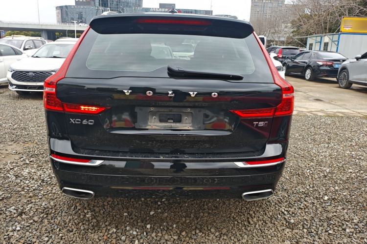 Used Volvo XC60 2021 T5 4x4 Smart Luxury Edition
