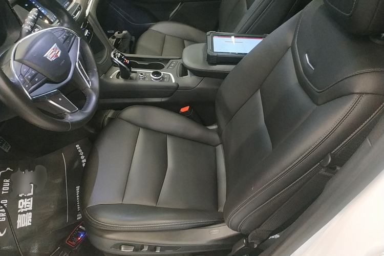 Used Cadillac XT5 2021 28T Four-Wheel Drive Luxury Version