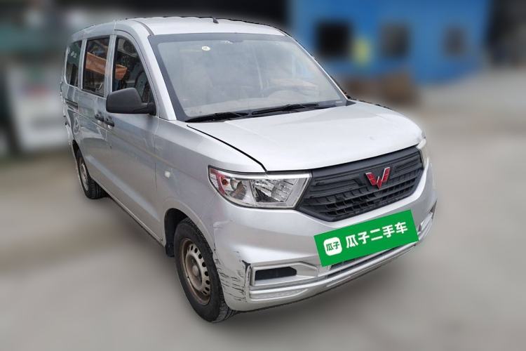 Used Wuling Hongguang V 2019 1.5L Jingqu Version China VI LAR