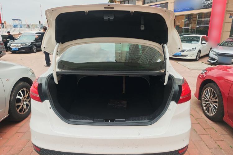 Used Ford Focus 2015 Sedan 1.6L Automatic Comfort Model