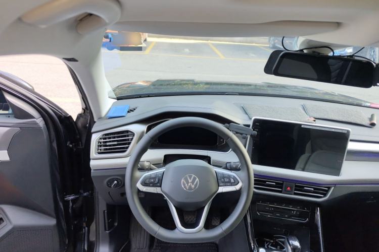 Used Volkswagen Tayron 2024 330TSI Two-Wheel Drive R-Line High-Energy Version
