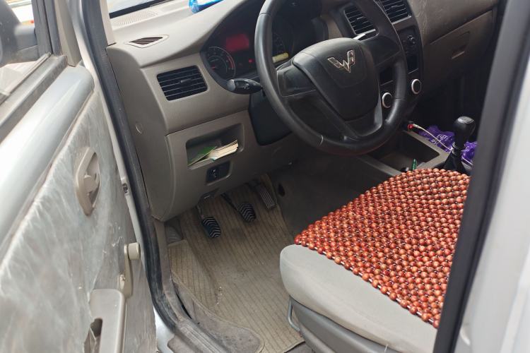 Used Wuling Rongguang V 2019 1.5L Window-Sealed Utility Model China VI LAR