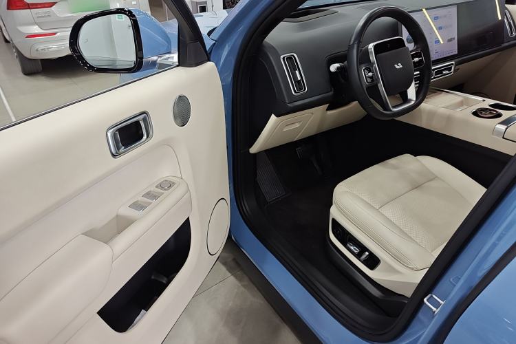 Used Li Auto L7 2023 Max model