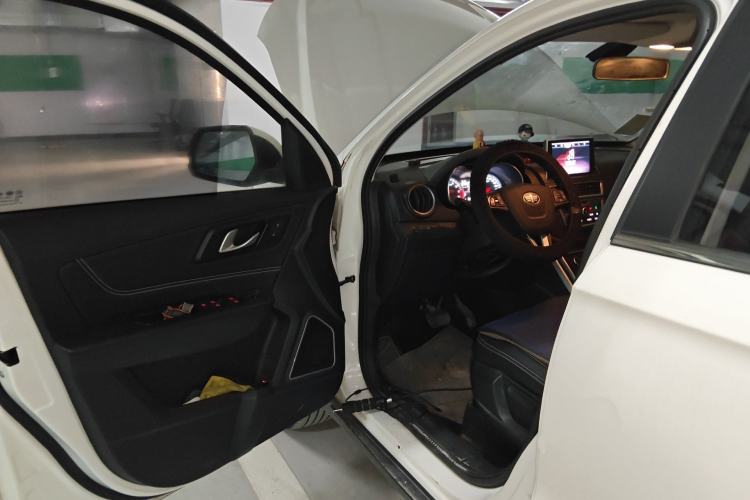 Used Bestune X40 2019 1.6L Automatic Luxury Edition China VI
