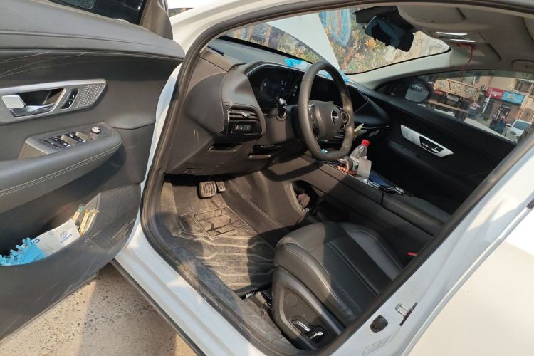 Used Dongfeng Aeolus Huge 2022 Mach Power 1.5T DareDrive Edition · Smart
