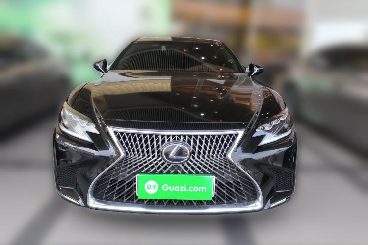 Used Lexus LS 2018 500h Executive Edition China VI Front