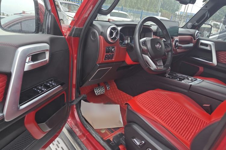 Used BAIC Off-Road BJ40 2019 2.3T Automatic Four-Wheel Drive Urban Hunter Edition Flagship Model China VI Emission Standard