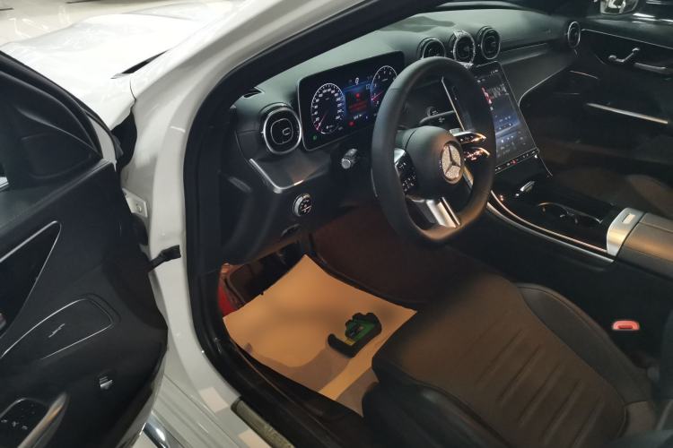 Used Mercedes-Benz C-Class 2024 C 200 L Sport Edition Driver Seat