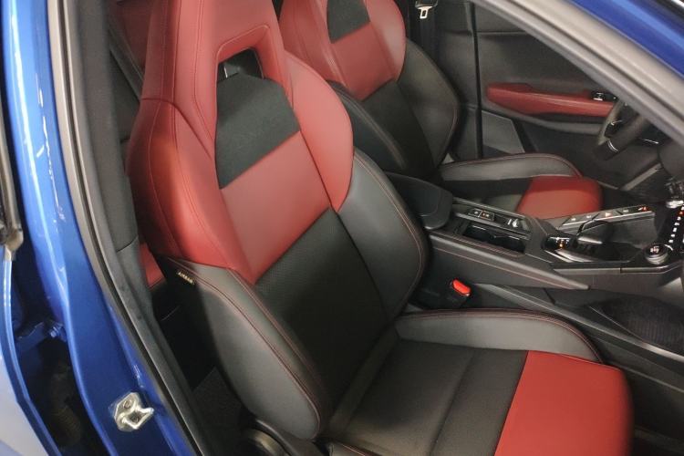 Used Lynk & Co 06 2020 1.5T JinPro model
