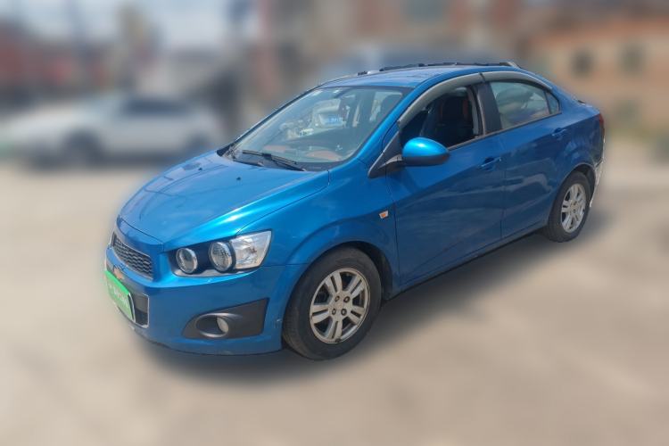 Used Chevrolet Aveo Sonic 2011 Sedan 1.4L MT SL