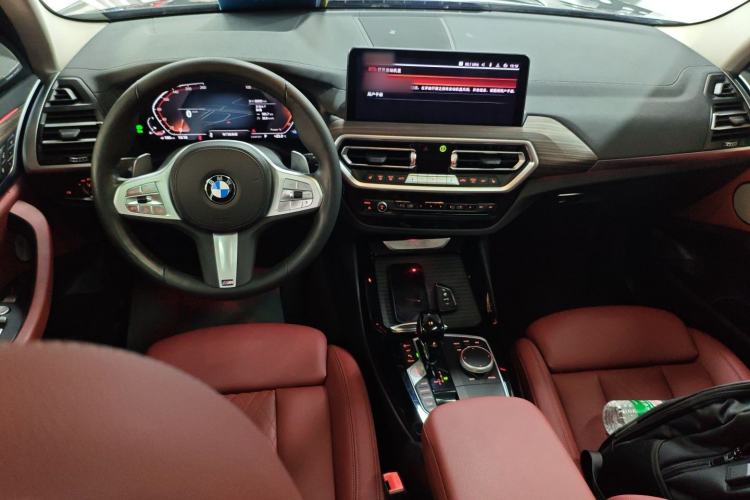 Used BMW X3 2023 Restyled xDrive30i Leading Edition M Night Sky Package Center Console