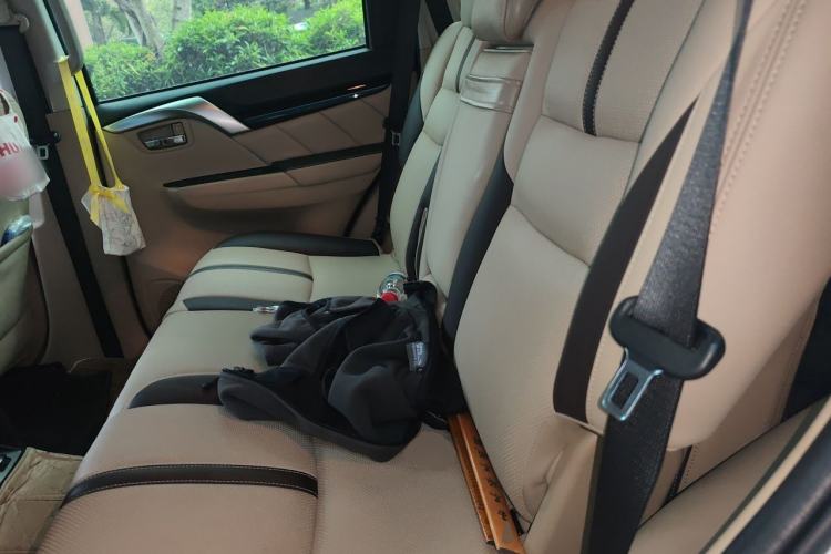 Used Mitsubishi Pajero Sport 2019 3.0L Standard Edition
