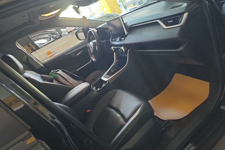 Used Toyota RAV4 2022 2.0L CVT Two-Wheel Drive Fashion Plus Edition