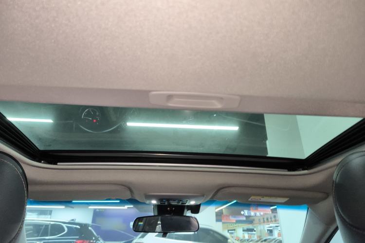 Used Toyota Camry 2021 2.0G Luxury Edition
