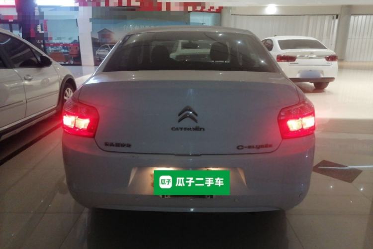Used Citroen Elysee 2015 Zhishang Edition 1.6L Manual Fashion Model
