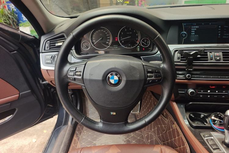 Used BMW 5 Series 2012 520i Elegant Edition Steering Wheel