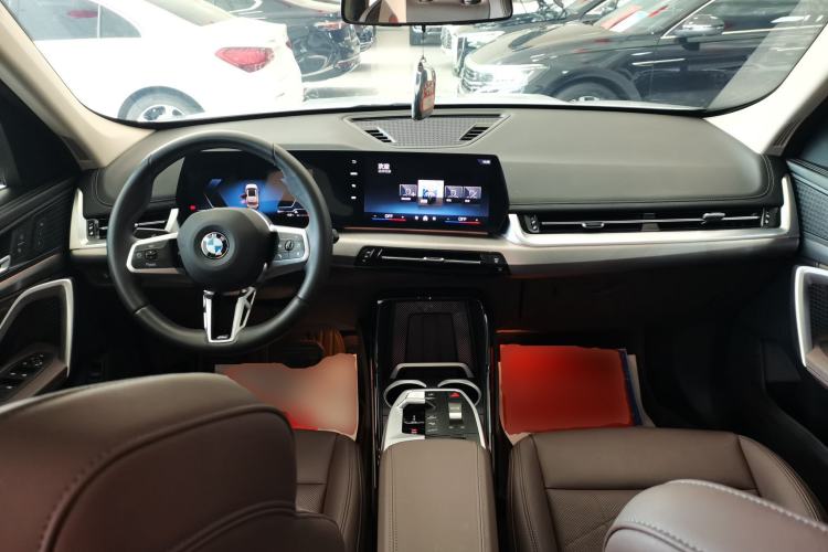 Used BMW X1 2023 sDrive25Li M Sport Package Center Console