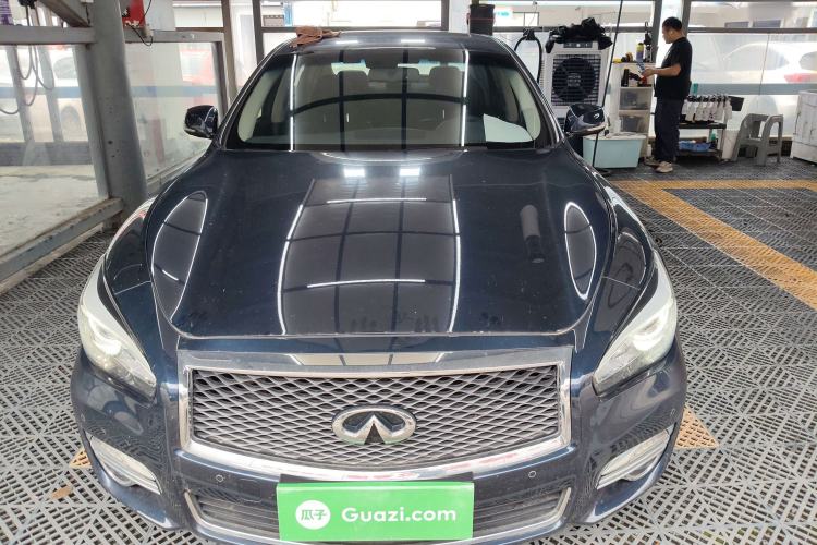 Used Infiniti Q70 2017 Q70L 2.5L Enjoyment Edition Front