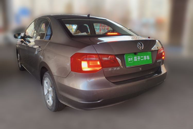 Used Volkswagen Jetta 2013 1.6L Automatic Luxury Model Rear Left 45 Deg