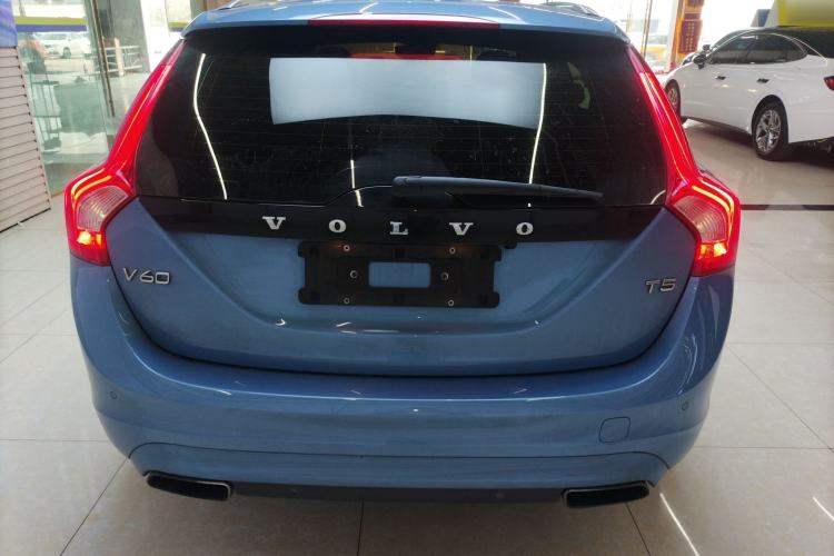 Used Volvo V60 2017 T5 Zhiya Edition China V Standard