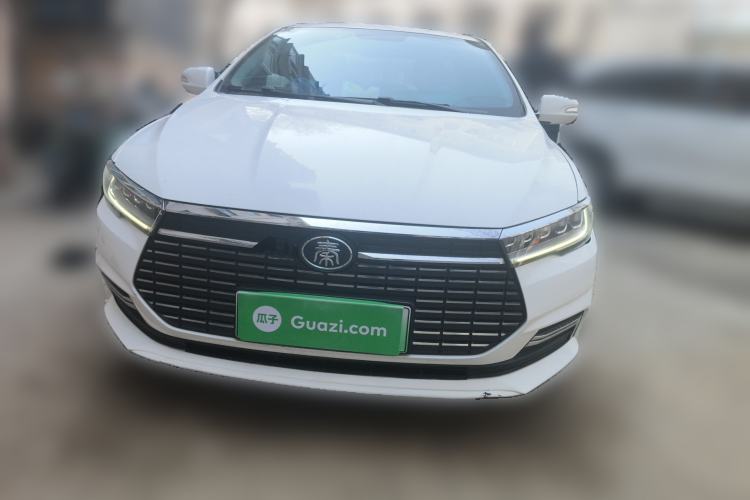 Used BYD Qin New Energy 2019 High-Range Deluxe Model Front